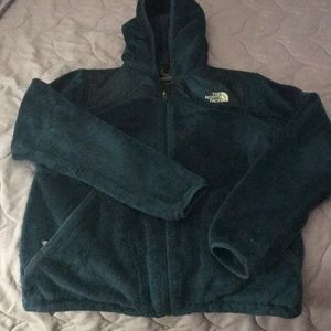 Women’s north face fuzzy jacket